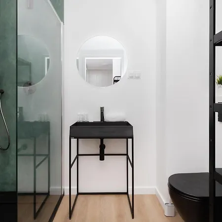 Osiedle Latarnikow With Balcony By Renters *