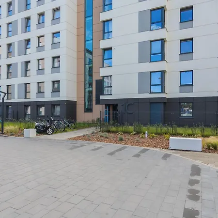 Osiedle Latarnikow With Balcony By Renters