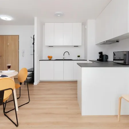 Apartamento Osiedle Latarnikow With Balcony By Renters *