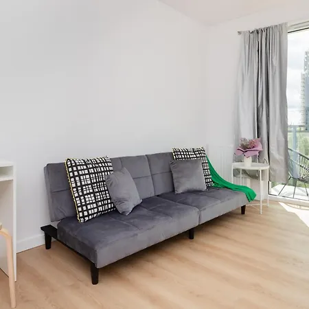 Osiedle Latarnikow With Balcony By Renters